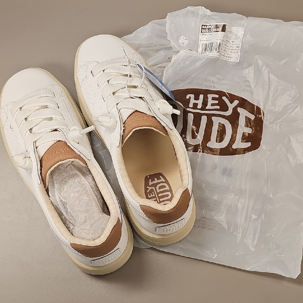 Hey Dude Women's Shoes - Picture 1 of 6